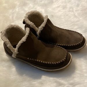 EUC L.L. Bean Mountain Slipper Boot Moc